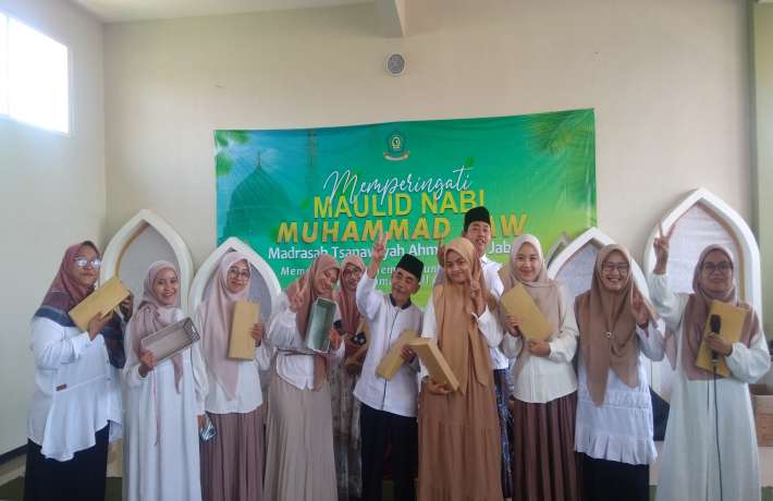 MEMBANGUN GENERASI MUDA YANG RAHMATAN LIL ALAMINN 