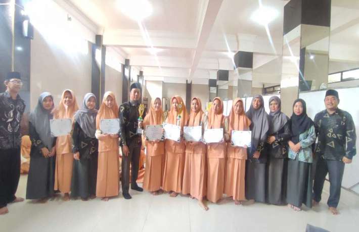 PENERIMAAN  RAPOR SEMESTER GENAP TAHUN AJARAN 2023-2024 MTS AYJ